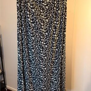 Christopher & Banks Floral Black and White Maxi Skirt Sz 10
